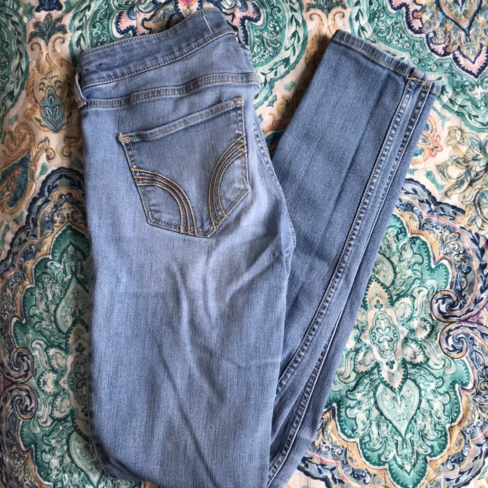 Hollister jeans